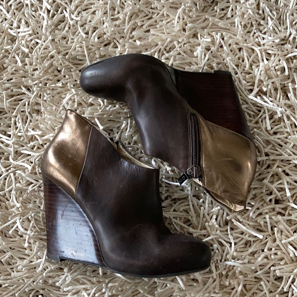 Ankle boots